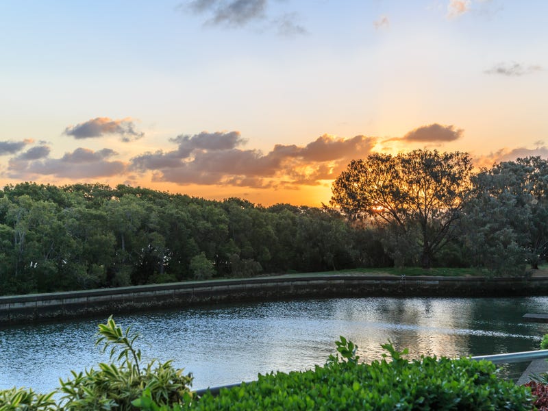 29101 Ephraim Island Parade, Paradise Point, QLD 4216