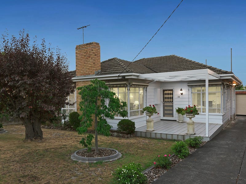 38 Strabane Avenue, Mont Albert North, VIC 3129