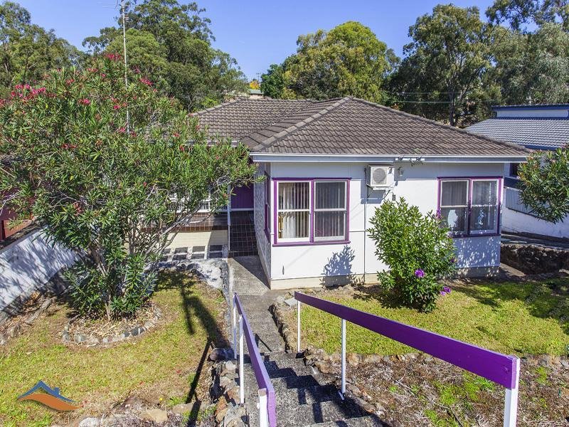 3 Stanley Avenue, Farmborough Heights, NSW 2526