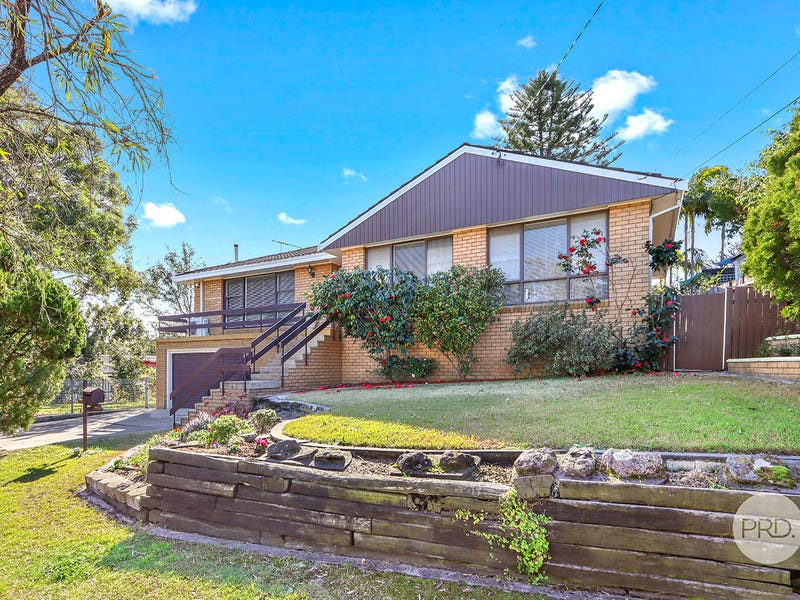 7 Charm Place, Peakhurst, NSW 2210 Property Details