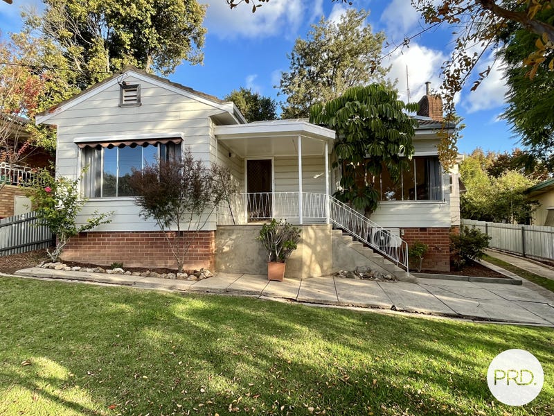 243 Walsh Street, East Albury, NSW 2640