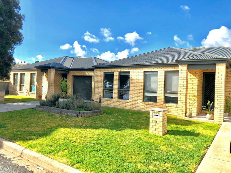444 & 446 Kotthoff Street, Lavington, NSW 2641 Property Details