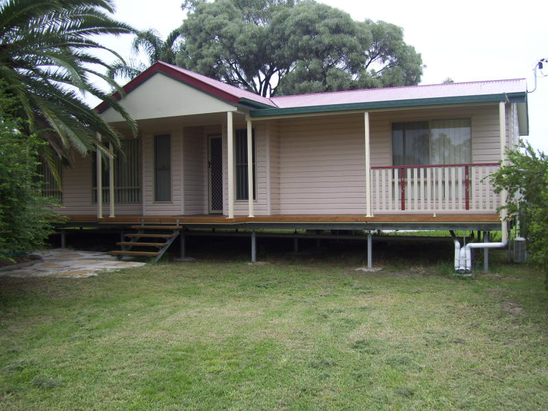 30 Hamlyn Street, Wandoan, QLD 4419