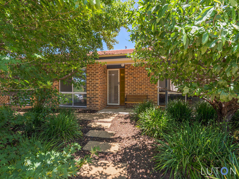 10 Benson Cres, Calwell, ACT 2905