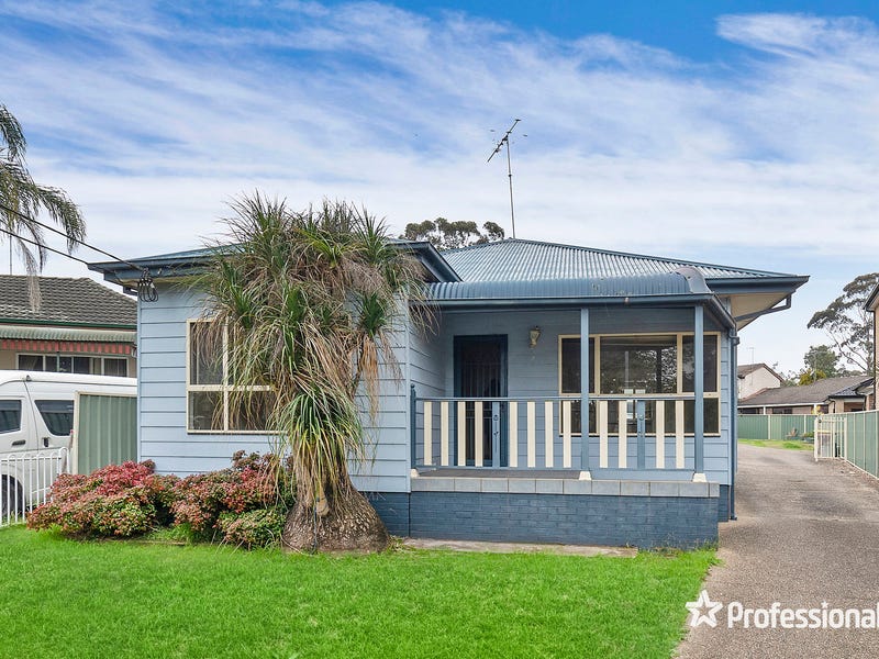 4 Shirley Street, Padstow, NSW 2211 Property Details
