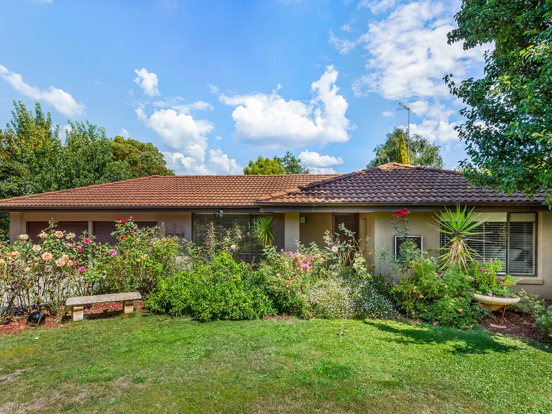 Houses for Sale in Gisborne, VIC 3437