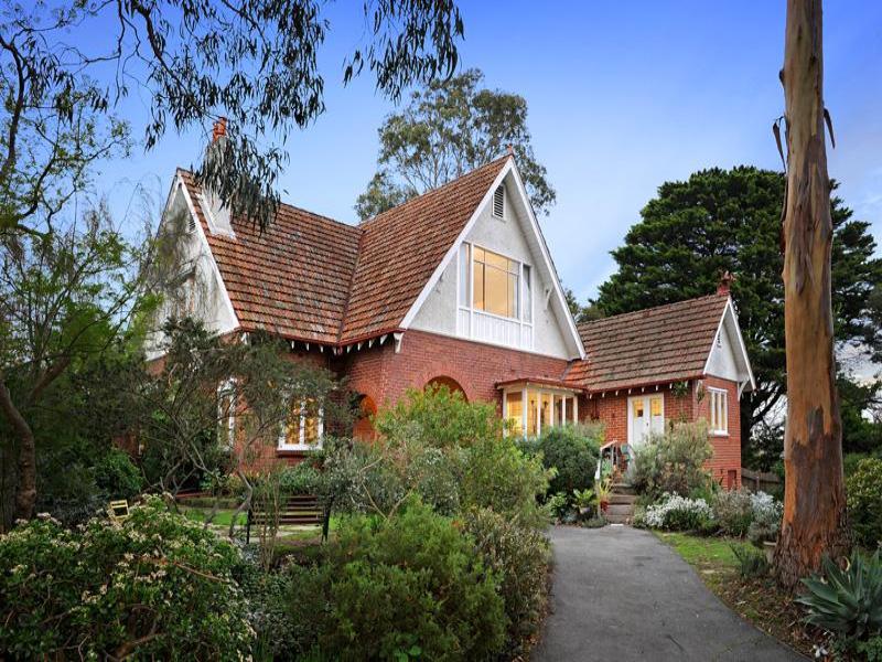 1 Studley Road, Ivanhoe, Vic 3079 Property Details