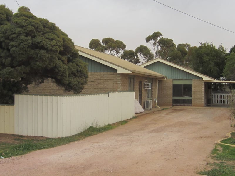 Unit 1 & 2, 31 Progress Street, Yanco, NSW 2703 Property Details