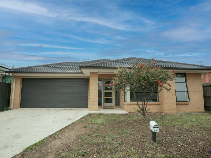 127 Featherbrook Drive, Point Cook, VIC 3030