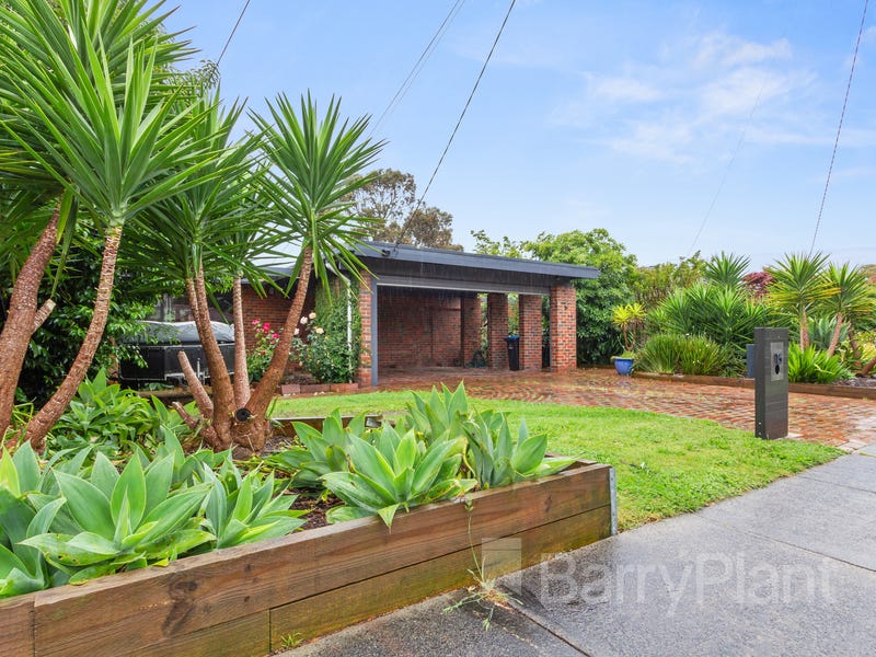 15 Beckenham Drive, Ferntree Gully, VIC 3156