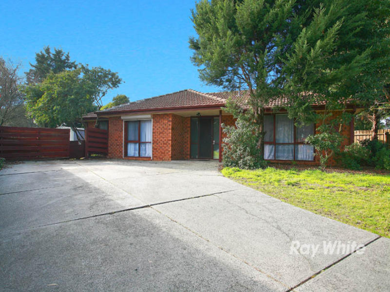 23 Endeavour Drive, Cranbourne North, VIC 3977