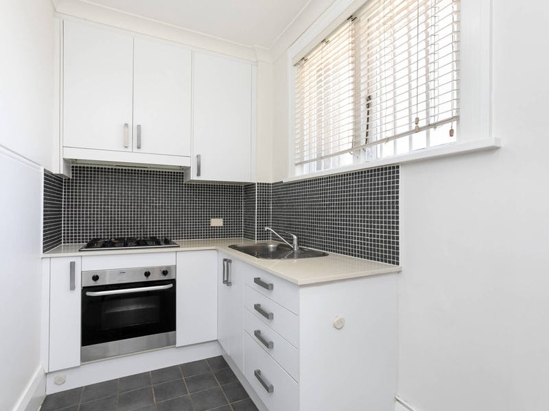 7/12 East Crescent Street, Mcmahons Point, NSW 2060