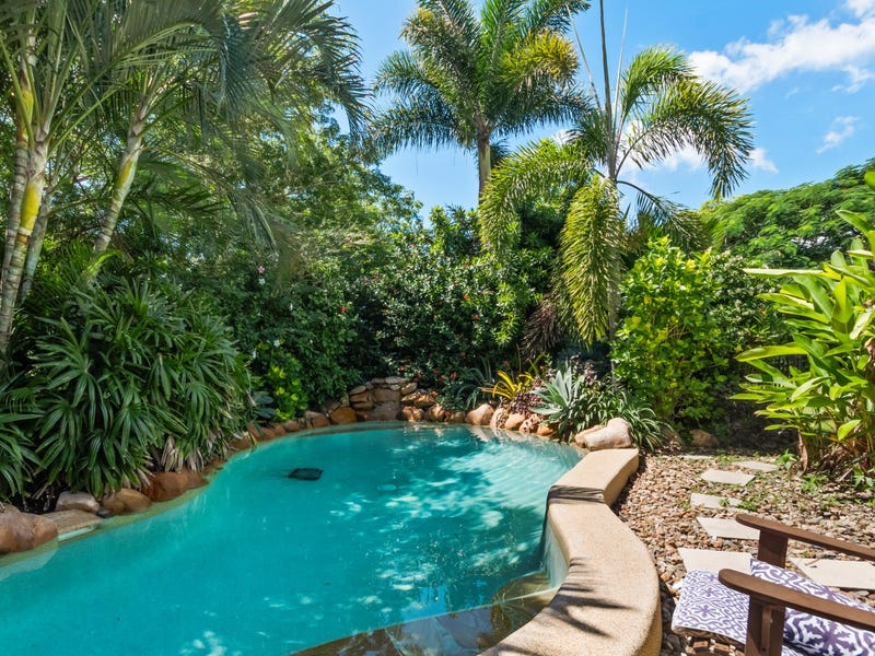 204 Ireland Street, Oonoonba, Qld 4811 House for Sale