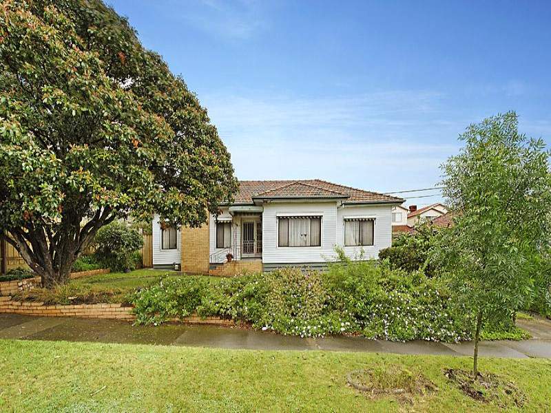 70 Bradshaw Street, Essendon, Vic 3040 Property Details