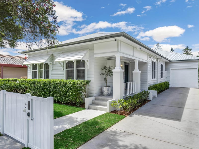 104 Kemp Street, Hamilton South, NSW 2303