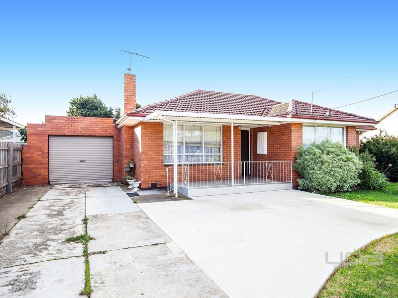 2 Second Avenue, Hoppers Crossing, VIC 3029 - realestate.com.au