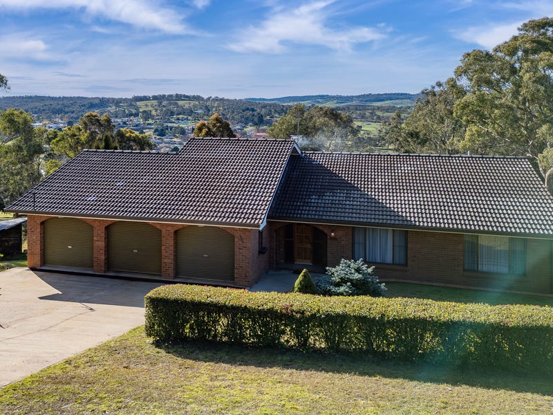 217E Croudace Street, Walcha, NSW 2354 House for Sale