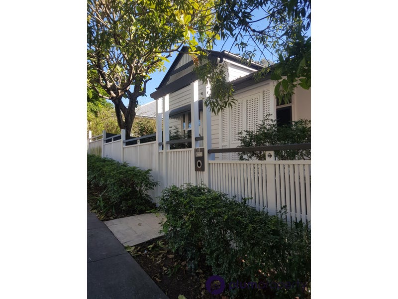 48 Sixth Avenue, Windsor, QLD 4030