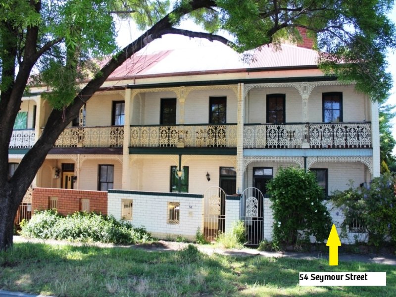 54 Seymour Street, Bathurst, NSW 2795 Property Details