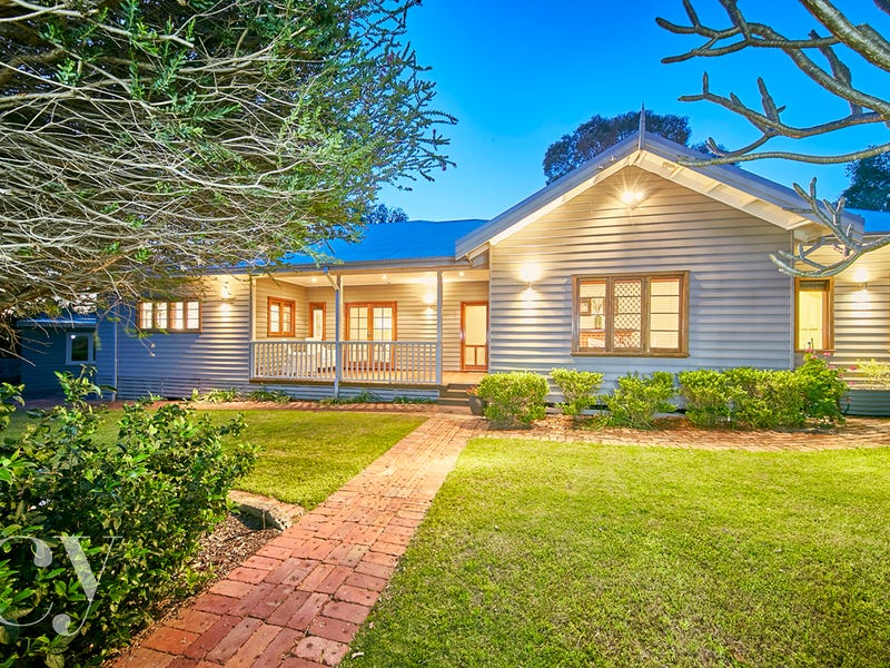 124 Samson Street, White Gum Valley, WA 6162