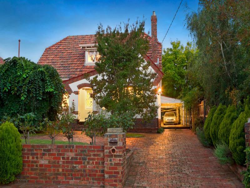 33 Brandon Street, Glen Iris, VIC 3146