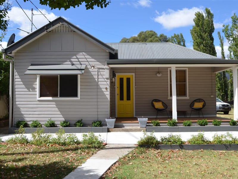 6 Snowy Mountains Highway, Adelong, NSW 2729 Property Details