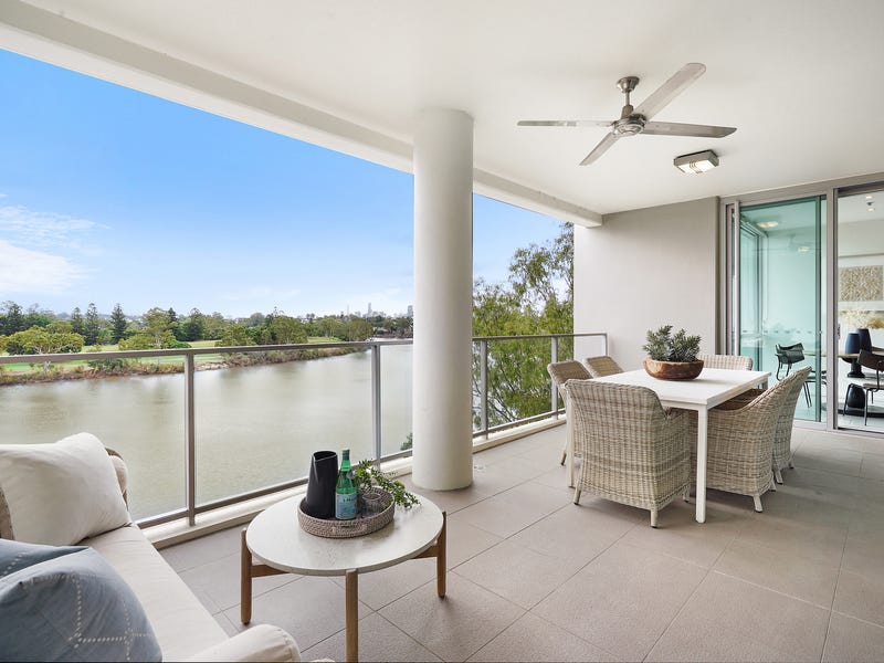 219/205 King Arthur Terrace, Tennyson, Qld