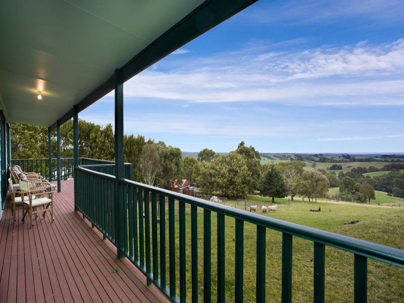 11 Gardner Street, Beech Forest, VIC 3237
