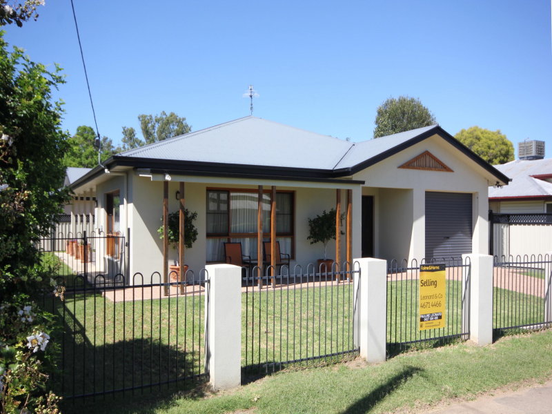 66 Bowen Street, Goondiwindi, QLD 4390