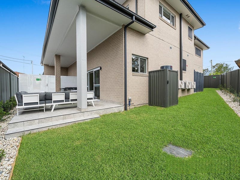 27 Coreen Avenue, Penrith, NSW 2750 Studio for Rent