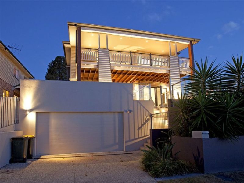 11 Hurd Terrace, Morningside, Qld 4170 Property Details