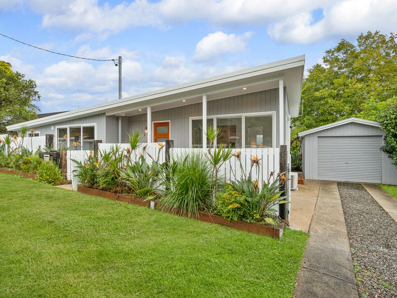 20 Beaumont Avenue, Wyoming, NSW 2250