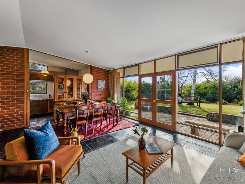 5 Kenny Place, Hackett, ACT 2602 Property Details