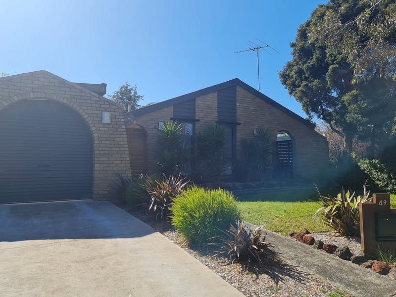 49 Lipton Drive, Frankston, Vic 3199 Property Details