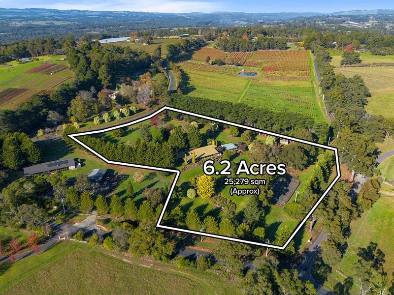 52 MonbulkSeville Road, Seville, Vic 3139 House for Sale