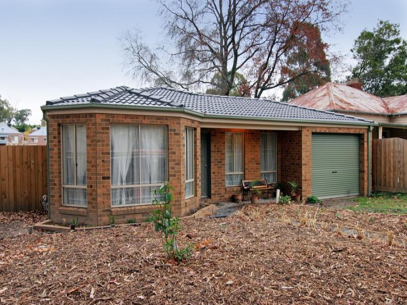 5 Smith Street, Healesville, Vic 3777 Property Details