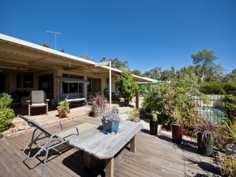 26 Homestead Drive, Wellard, WA 6170 Property Details