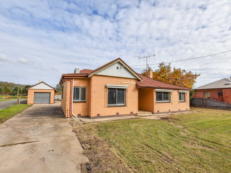 72 Great Alpine Road, Myrtleford, Vic 3737 Property Details