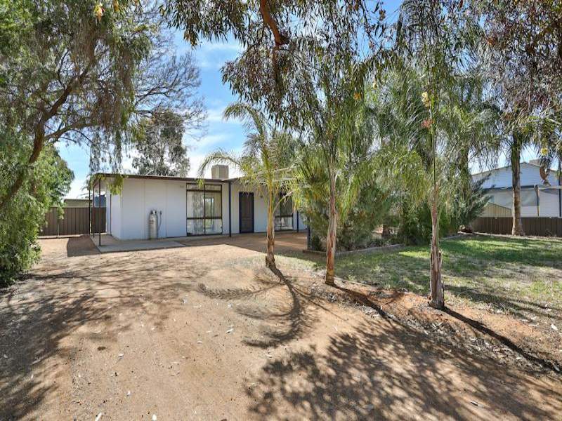 17 Walters Drive, Merbein, Vic 3505 - Property Details