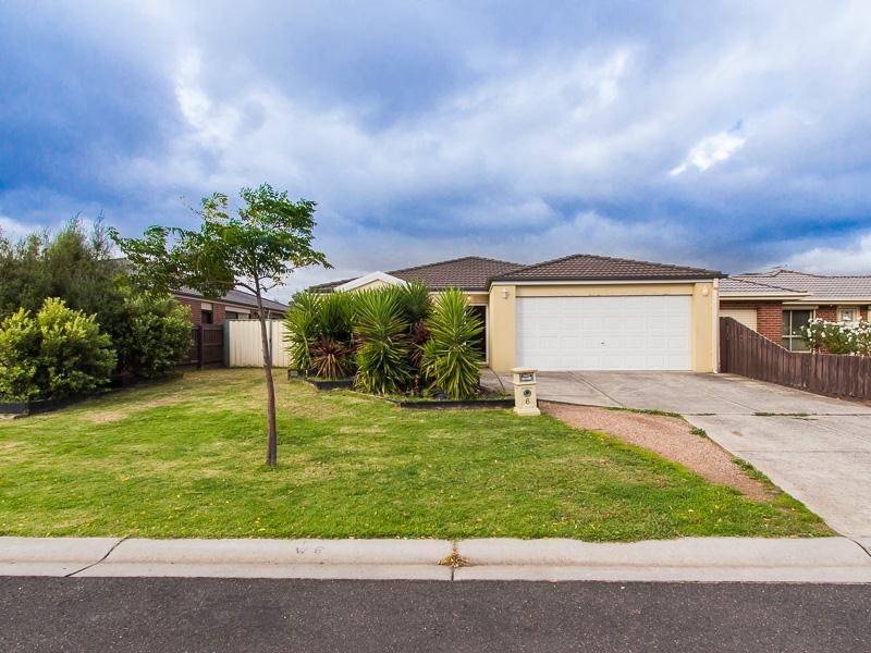 6 Finchley Park Crescent, Tarneit, Vic 3029 Property Details