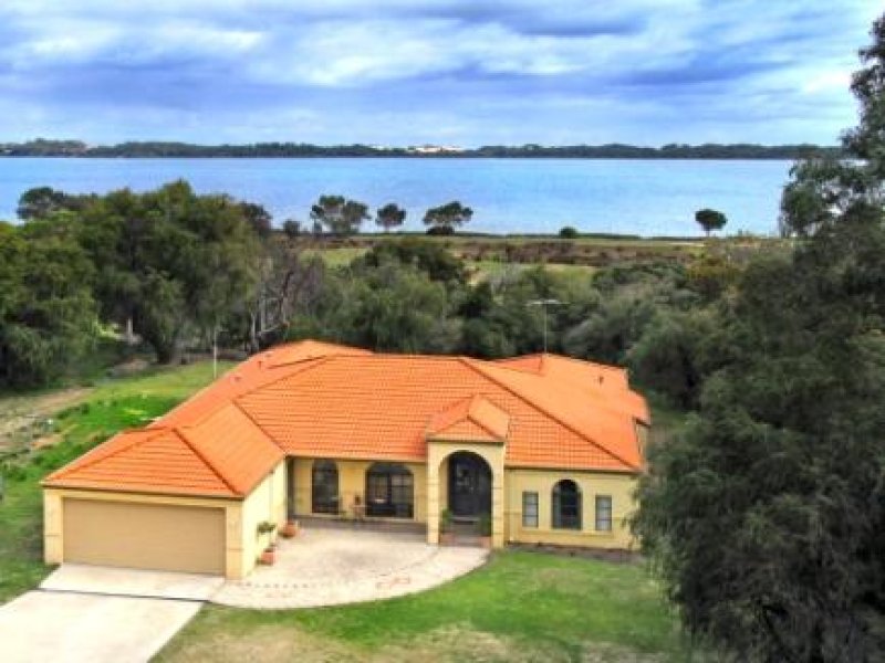 31 Roberts Road, Leschenault, WA 6233