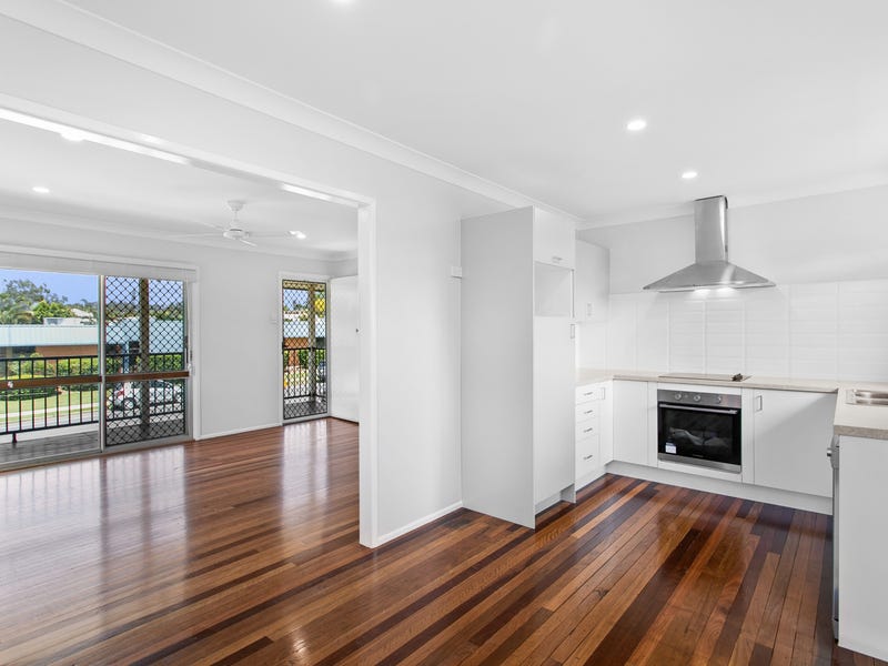 104 Street, Kipparing, QLD 4021