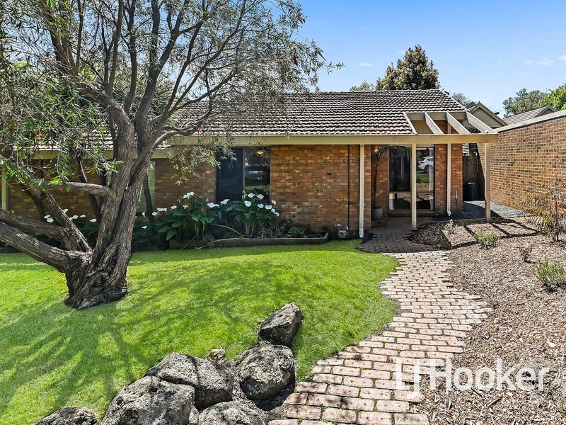 1/4749 Peel Street, Berwick, Vic 3806 Property Details
