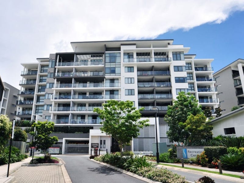 16 Surbiton Court, Carindale, Qld 4152