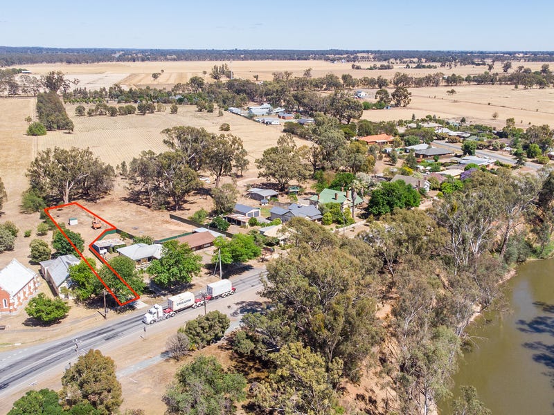 2 River Road, Murchison, Vic 3610 Property Details