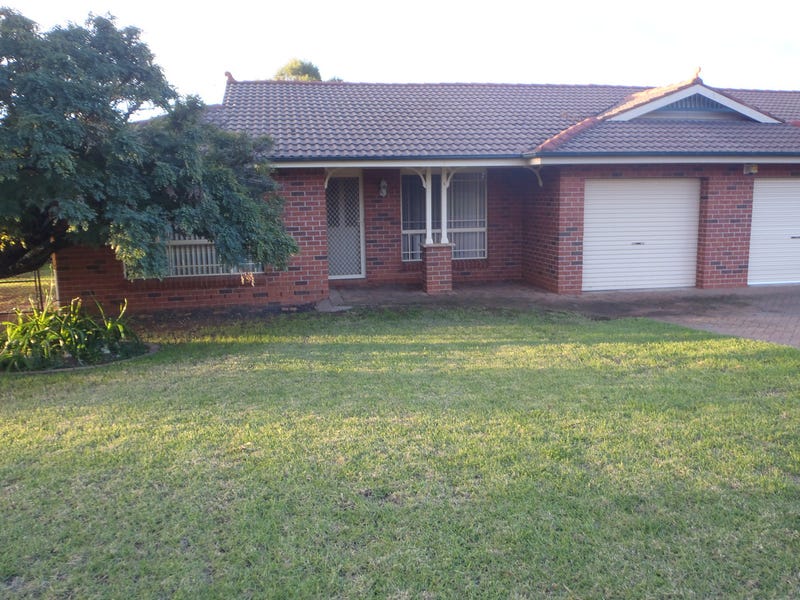 1/12 Grangewood Drive, Dubbo, NSW 2830
