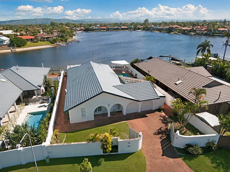 48 Arcadia Drive, Mermaid Waters, QLD 4218