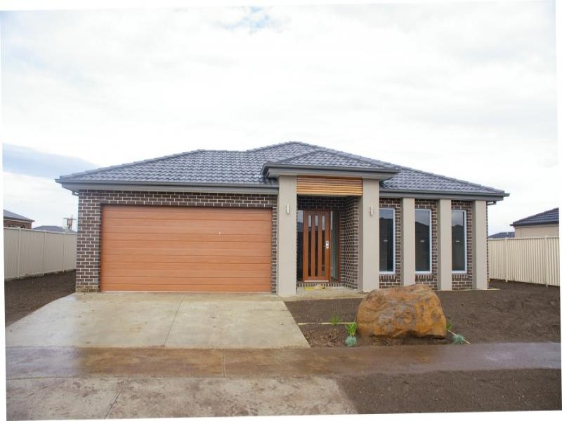 29 Ascot Gardens Drive, Vic 3356 Property Details