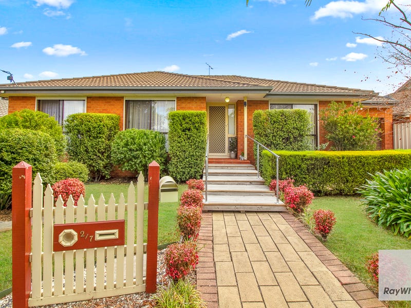 2/7 Buckingham Street, Sydenham, Vic 3037 - Property Details