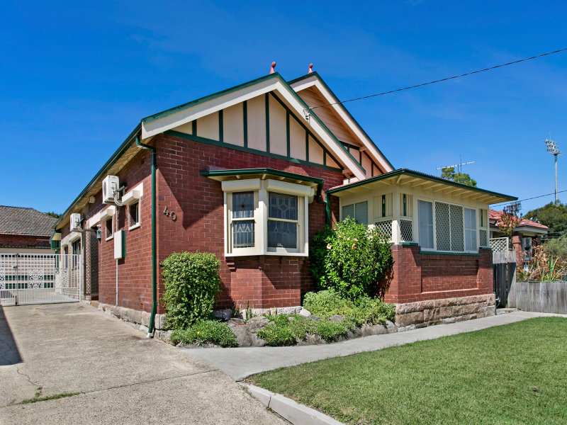 40 Jubilee Avenue, Carlton, NSW 2218 Property Details